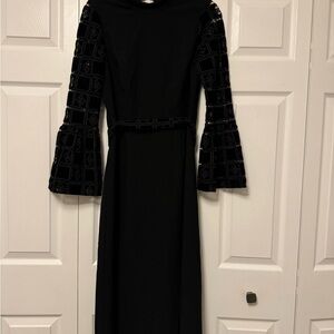 Elegant Black Dress with Lace Sleeves